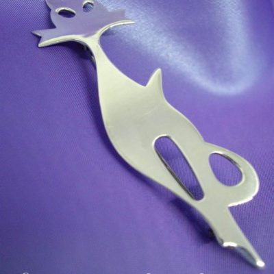 Late-20th Century Stylised Silhouette Brooch in Sterling Silver