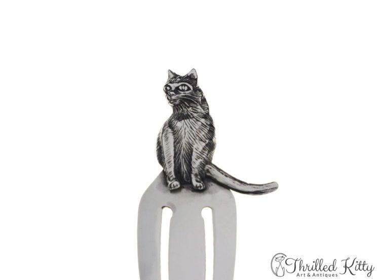 detailed-sitting-cat-silver-bookmark-6