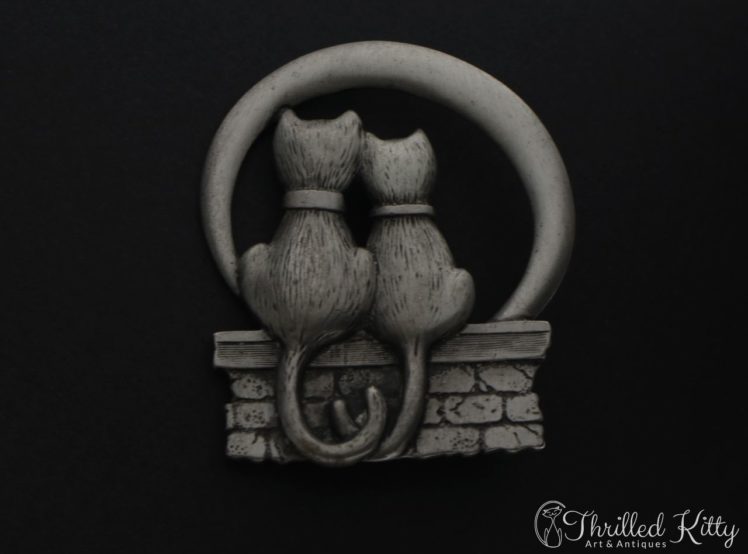 romantic-cats-jonette-pewter-brooch-1