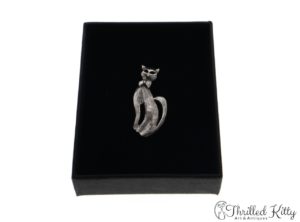 Sitting Bow Tie Cat Brooch | Sterling Silver
