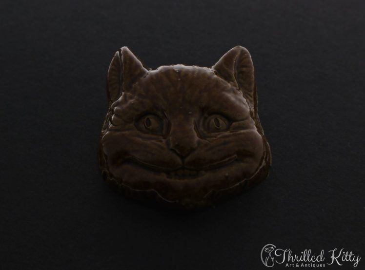 unusual-vintage-glazed-ceramic-cheshire-cat-brooch-1