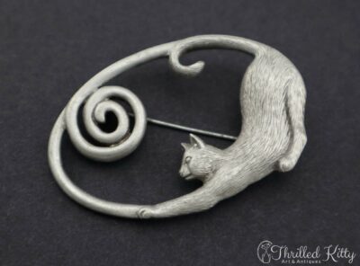 Spiral Cat Vintage American Brooch | Jonette Jewelry | 1980s